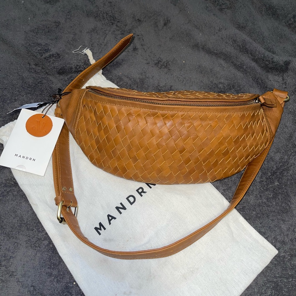 NWT Mandrn Woven Altas in Light Saddle